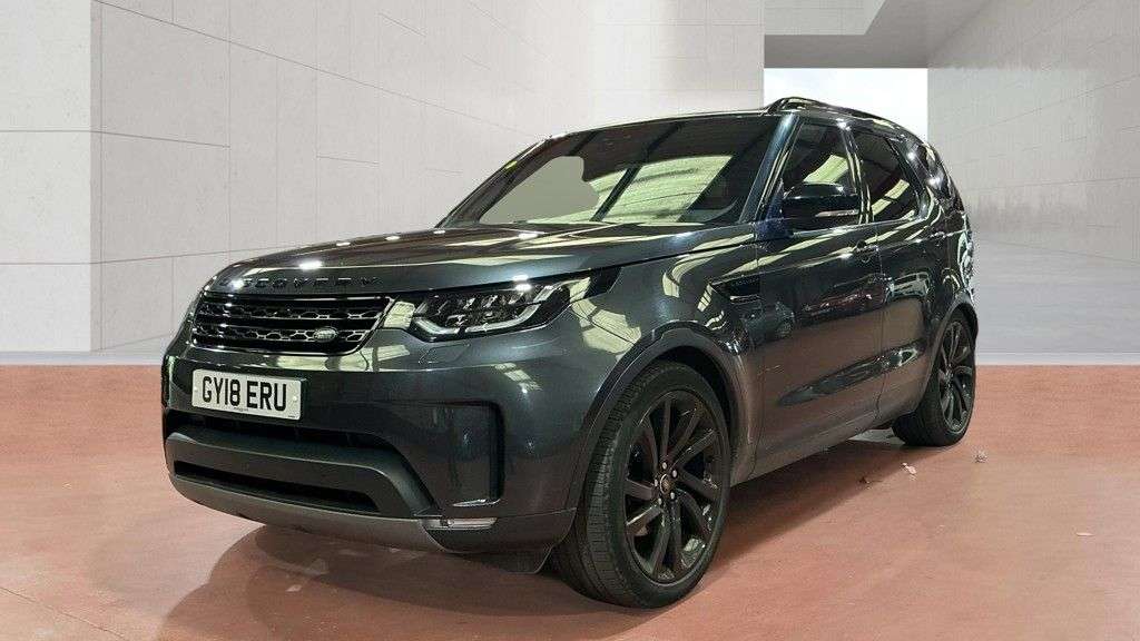 A 2018 LAND ROVER DISCOVERY 2.0 SD4 HSE Luxury SUV 5dr Diesel Auto 4WD Euro 6 (s/s) (240 ps) 2 KEYS / 2 A 2018 LAND ROVER DISCOVERY 2.0 SD4 HSE Luxury SUV 5dr Diesel Auto 4WD Euro 6 (s/s) (240 ps) 2 KEYS / 2