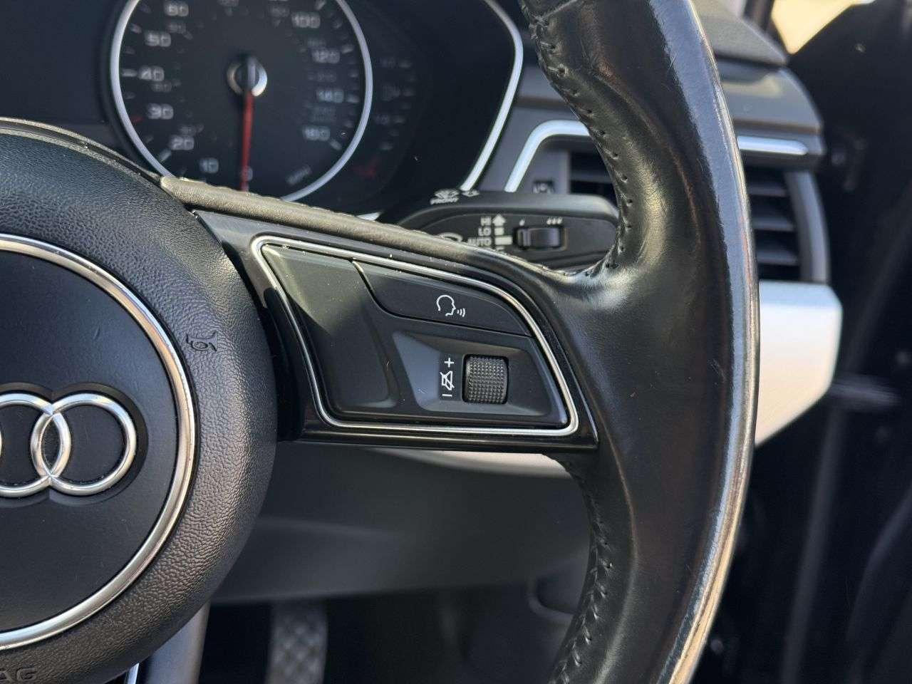 2016 AUDI A4 2016 AUDI A4