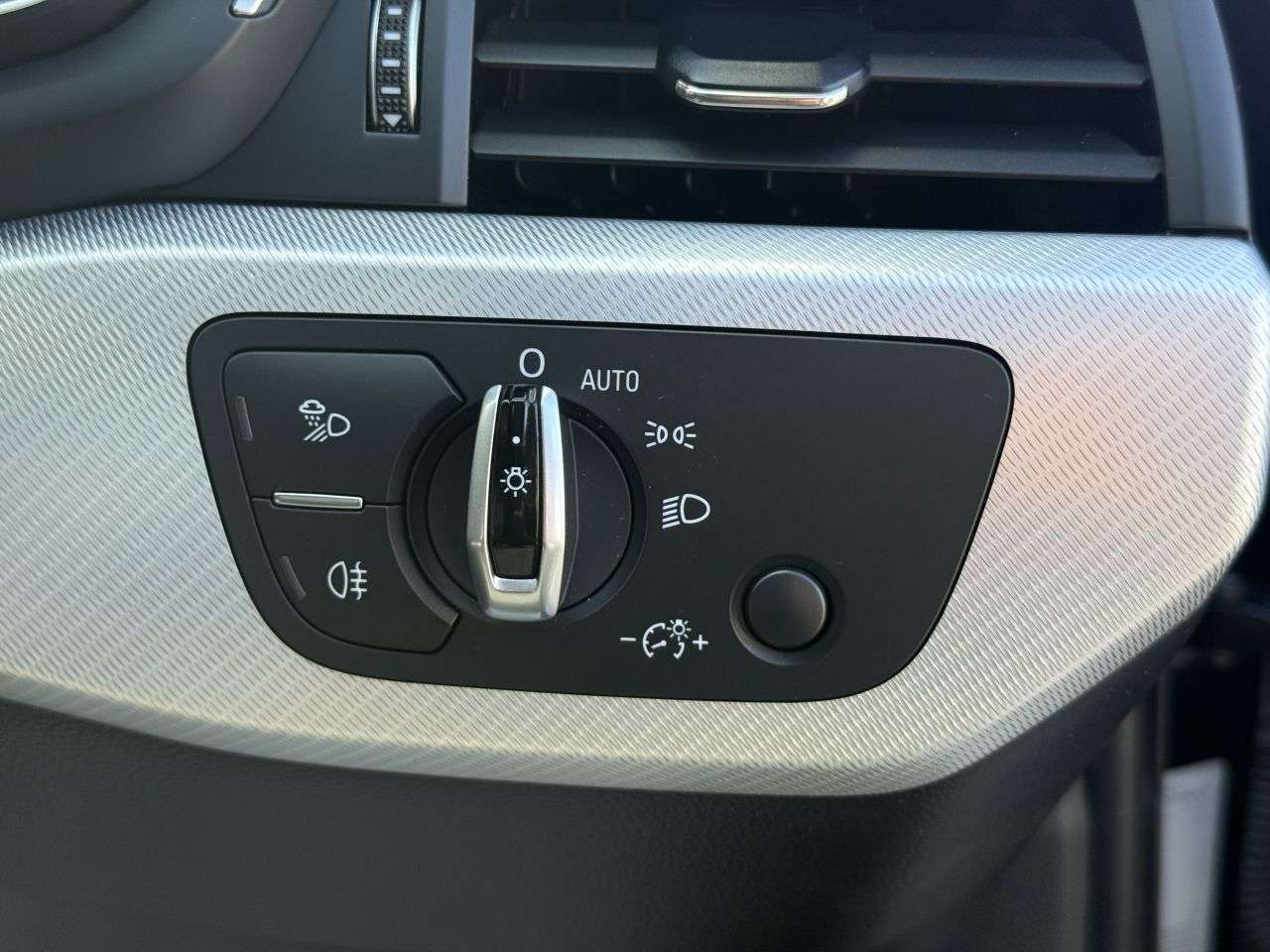 2016 AUDI A4 2016 AUDI A4