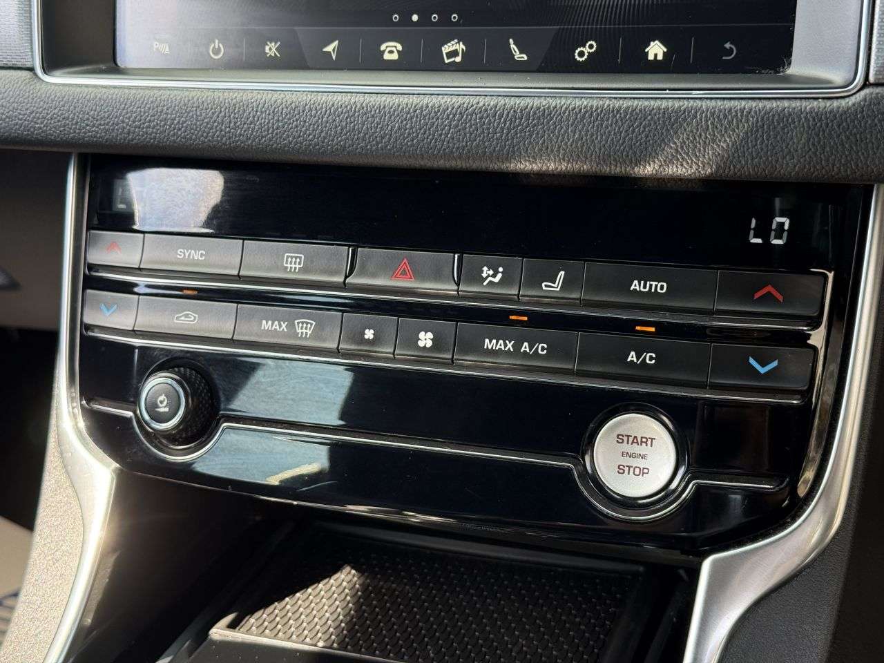 2018 JAGUAR XF 2018 JAGUAR XF