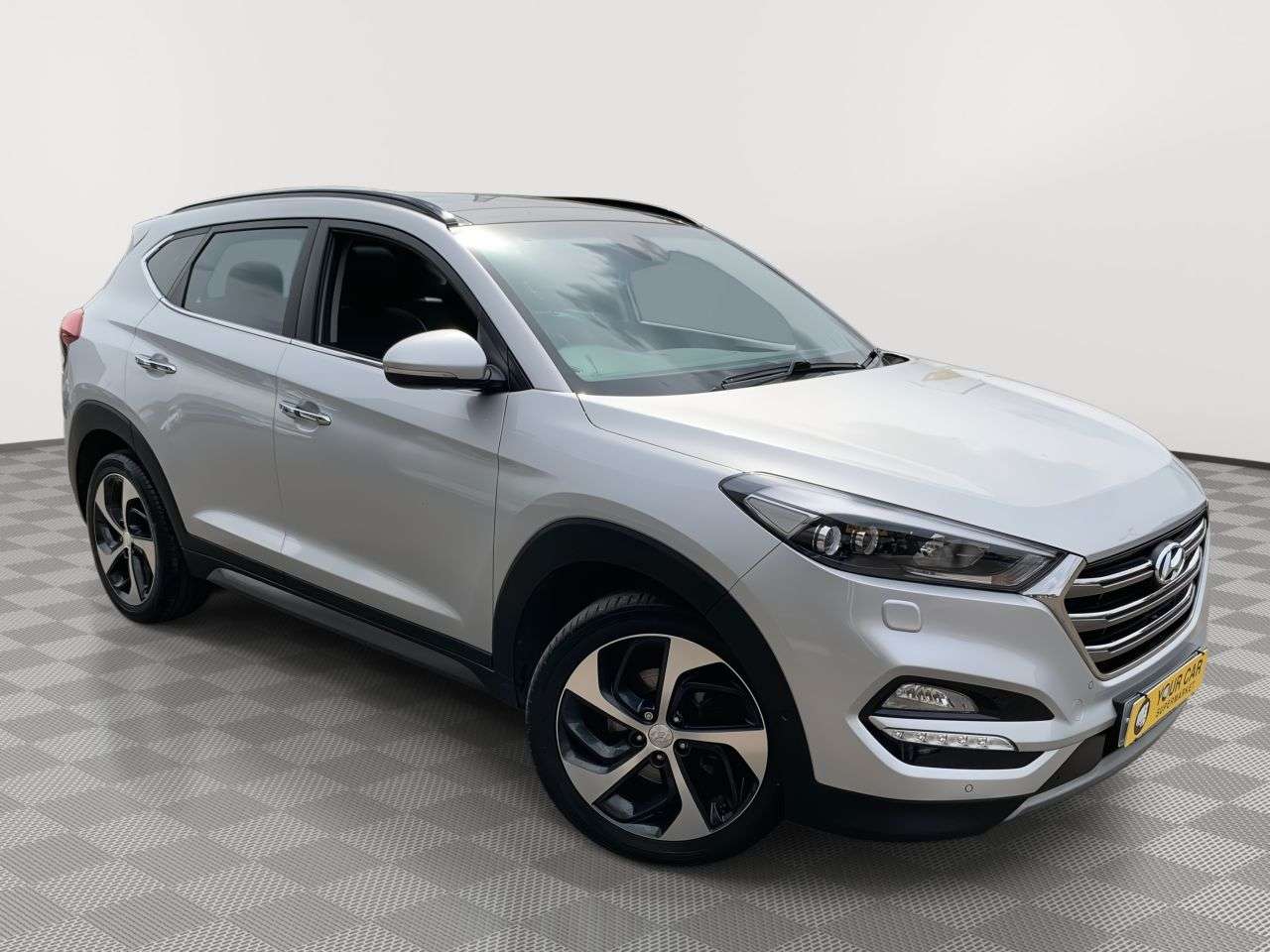 A 2016 HYUNDAI TUCSON 1.7 CRDi Blue Drive Premium SE SUV 5dr Diesel DCT Euro 6 (s/s) (141 ps) SAT A 2016 HYUNDAI TUCSON 1.7 CRDi Blue Drive Premium SE SUV 5dr Diesel DCT Euro 6 (s/s) (141 ps) SAT