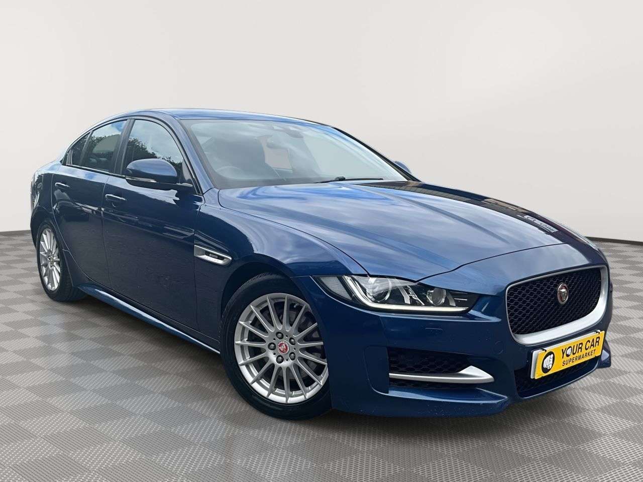 A 2016 JAGUAR XE 2.0d R-Sport Saloon 4dr Diesel Auto Euro 6 (s/s) (163 ps) A 2016 JAGUAR XE 2.0d R-Sport Saloon 4dr Diesel Auto Euro 6 (s/s) (163 ps)