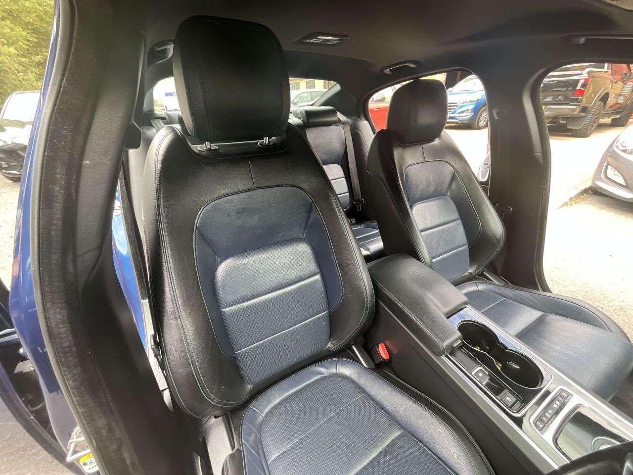 2016 JAGUAR XE 2016 JAGUAR XE