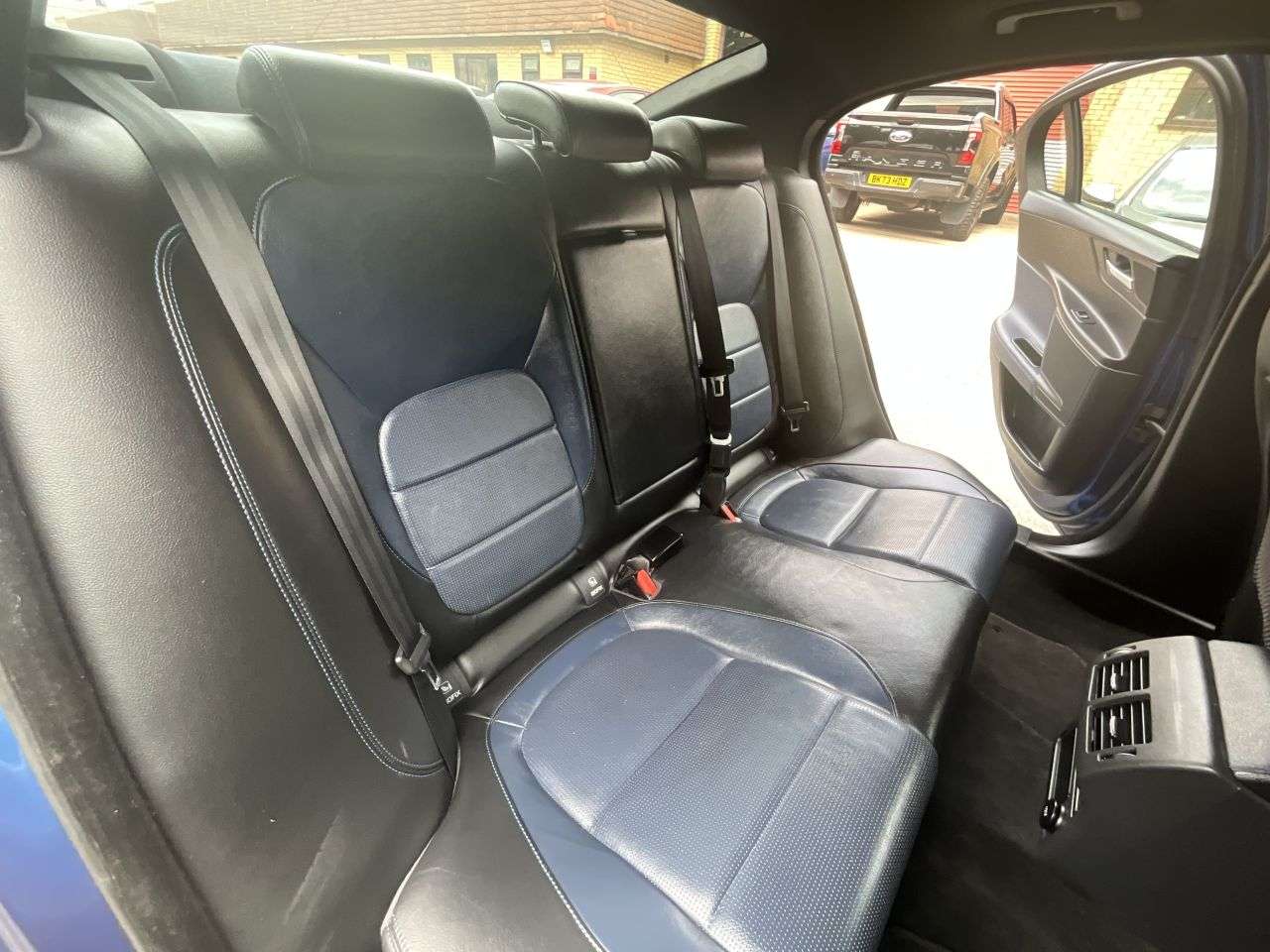2016 JAGUAR XE 2016 JAGUAR XE
