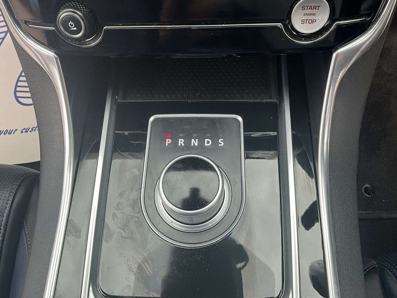 2016 JAGUAR XE 2016 JAGUAR XE