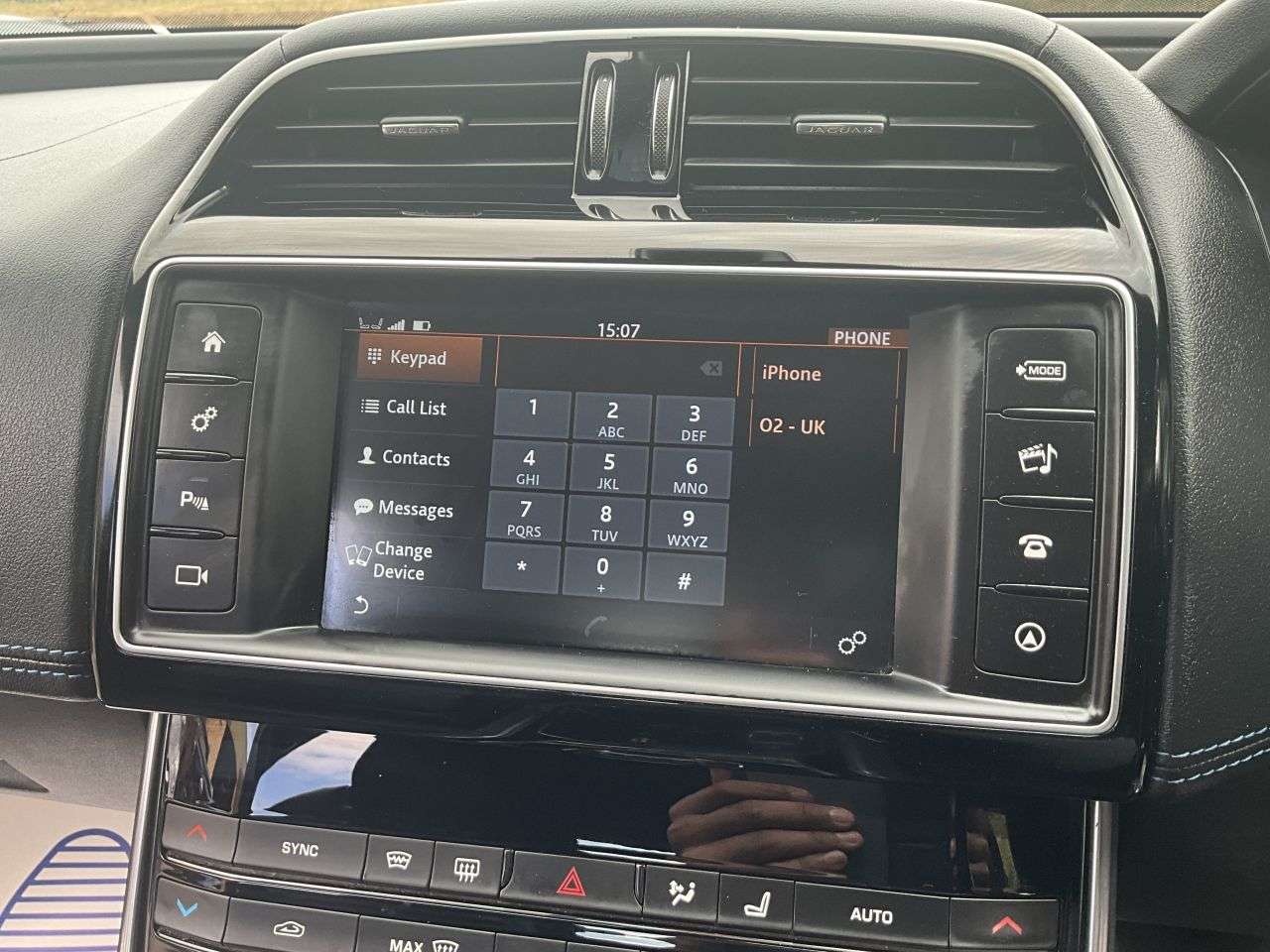 2016 JAGUAR XE 2016 JAGUAR XE