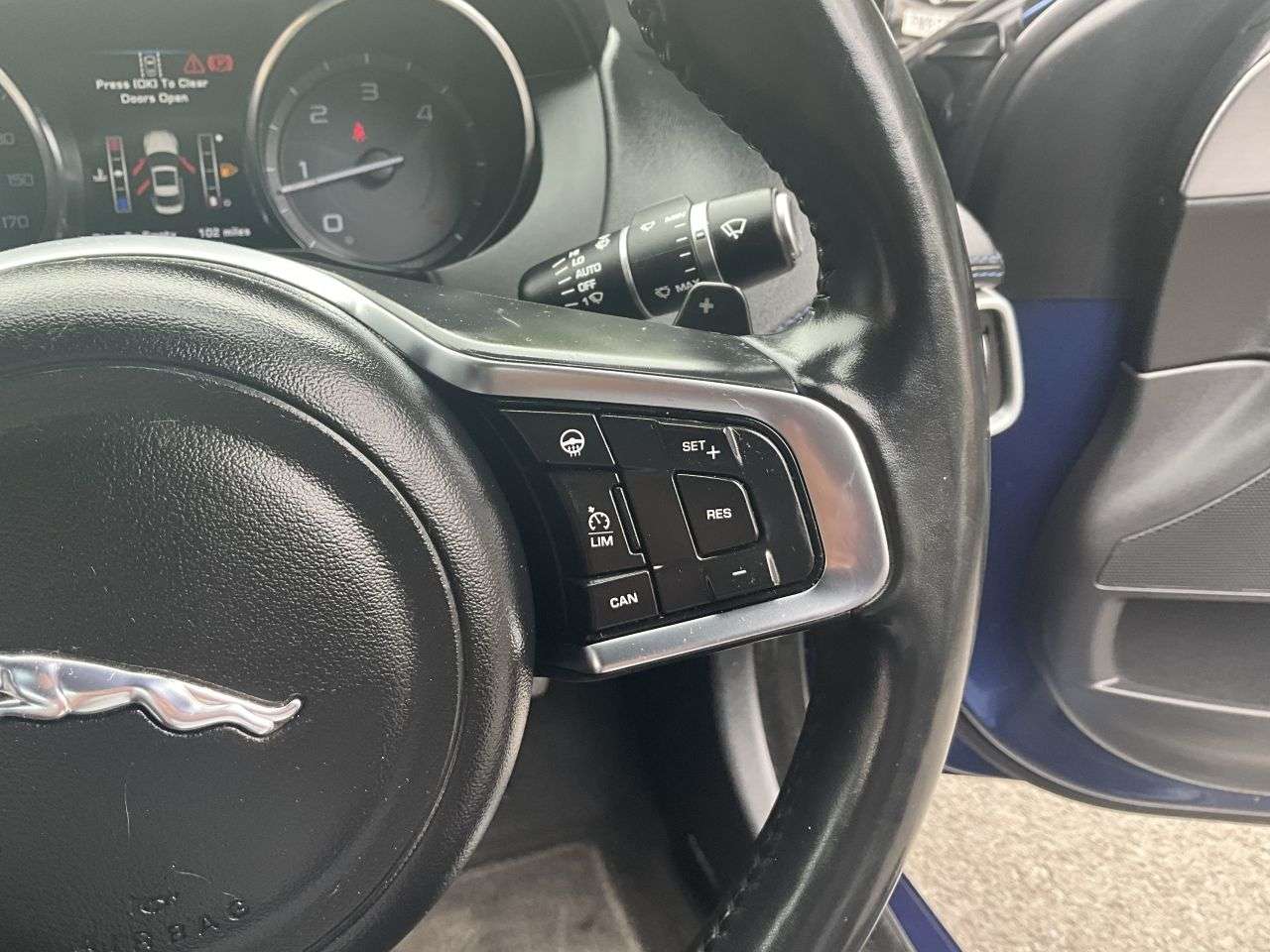 2016 JAGUAR XE 2016 JAGUAR XE