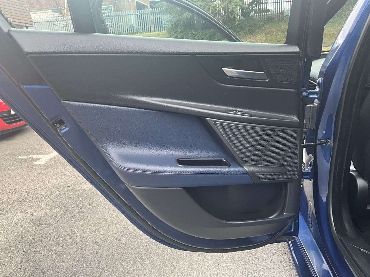 2016 JAGUAR XE 2016 JAGUAR XE