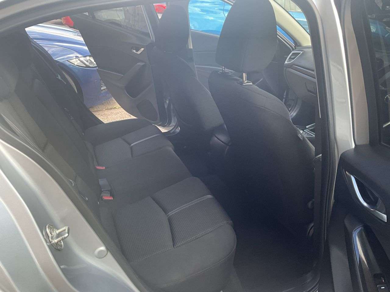 2018 MAZDA MAZDA3 2018 MAZDA MAZDA3
