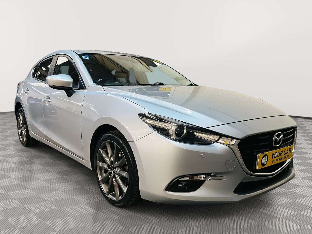 A 2018 MAZDA MAZDA3 2.0 SKYACTIV-G Sport Nav Hatchback 5dr Petrol Manual Euro 6 (s/s) (121 ps) A 2018 MAZDA MAZDA3 2.0 SKYACTIV-G Sport Nav Hatchback 5dr Petrol Manual Euro 6 (s/s) (121 ps)