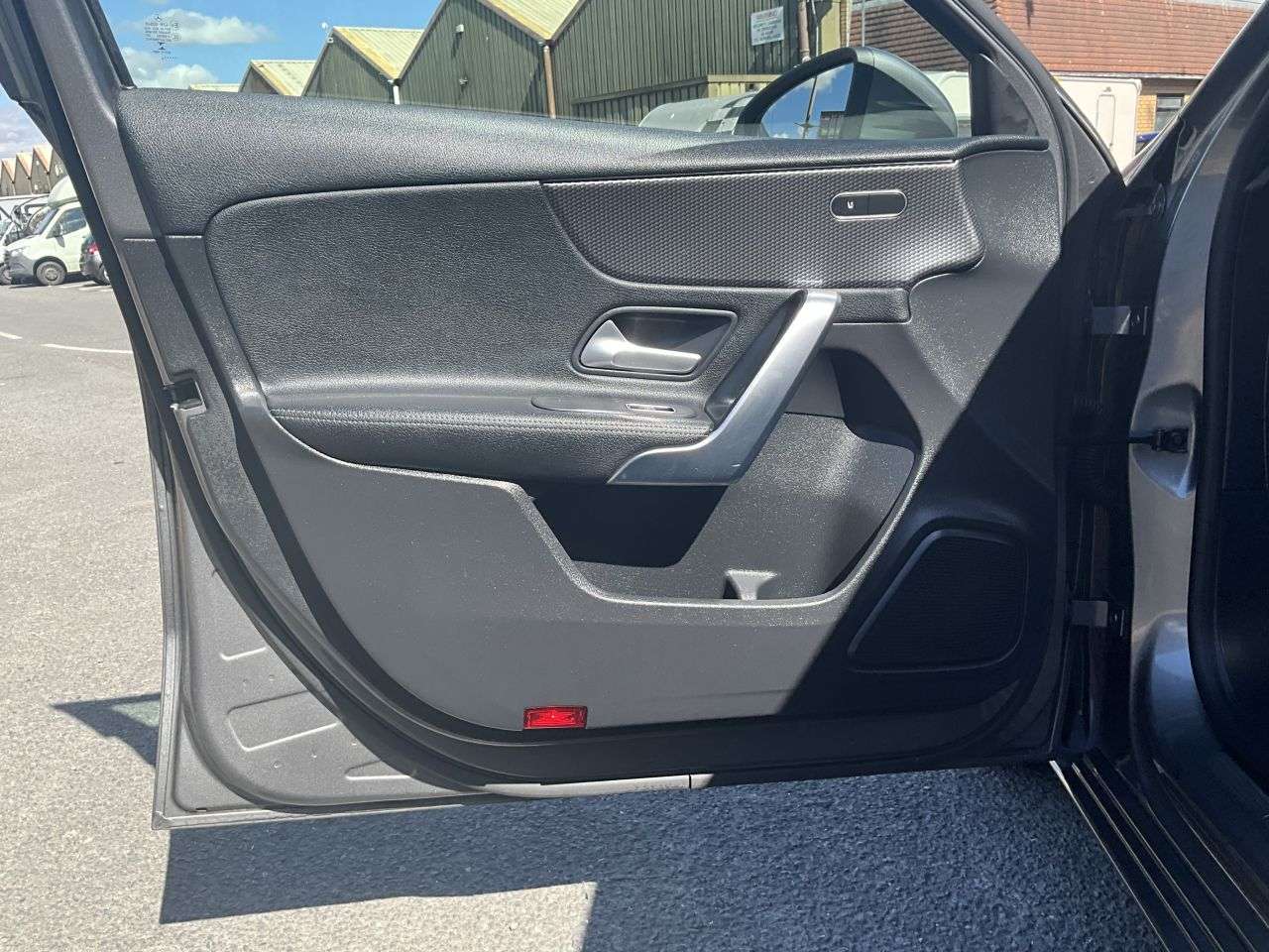 2019 MERCEDES-BENZ A CLASS 2019 MERCEDES-BENZ A CLASS
