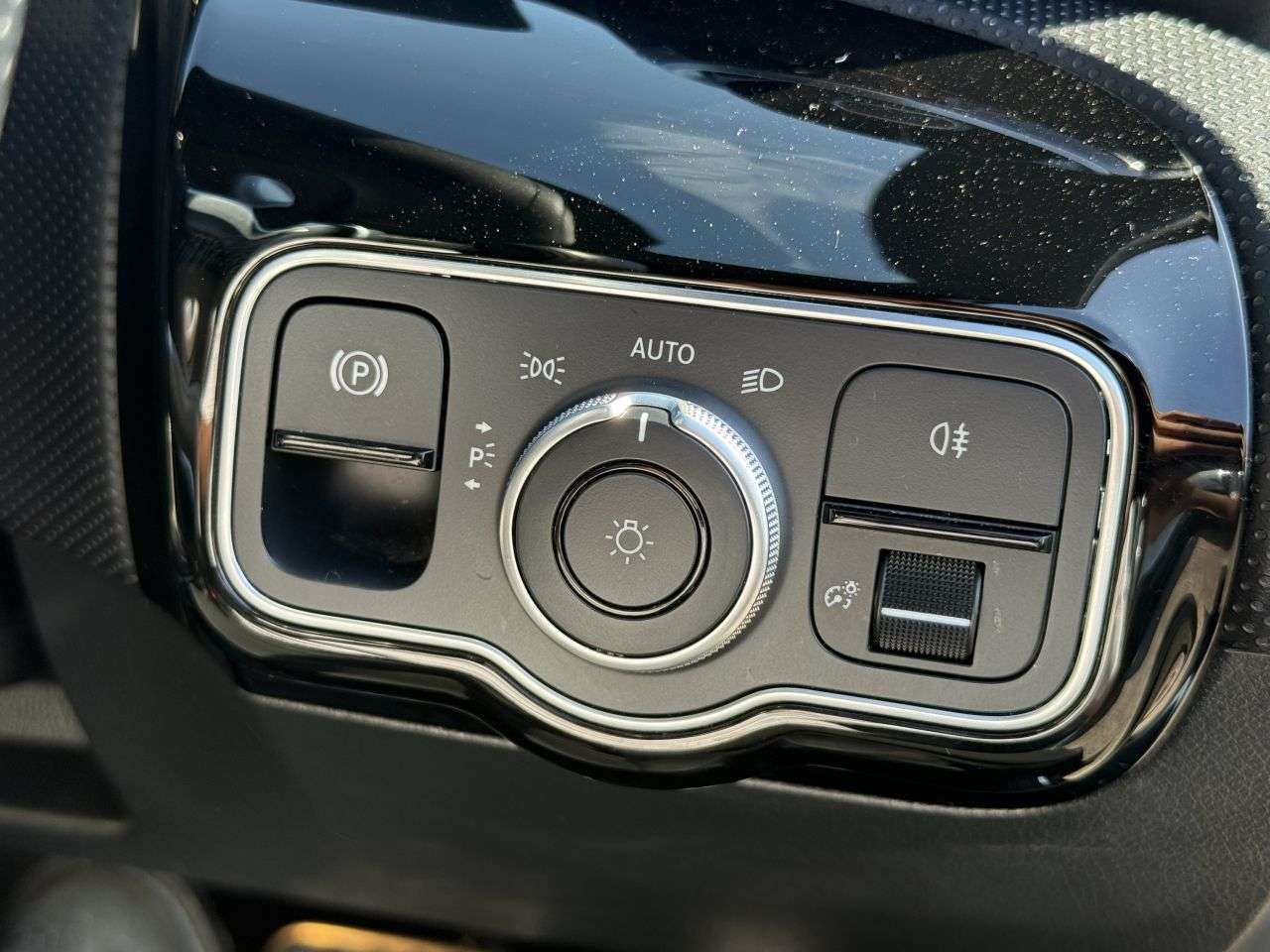 2021 MERCEDES-BENZ A CLASS 2021 MERCEDES-BENZ A CLASS