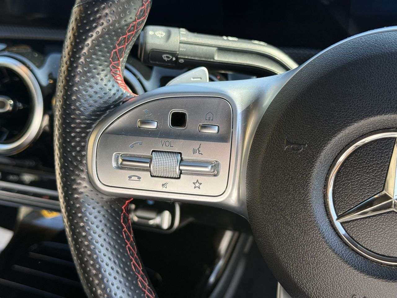 2021 MERCEDES-BENZ A CLASS 2021 MERCEDES-BENZ A CLASS