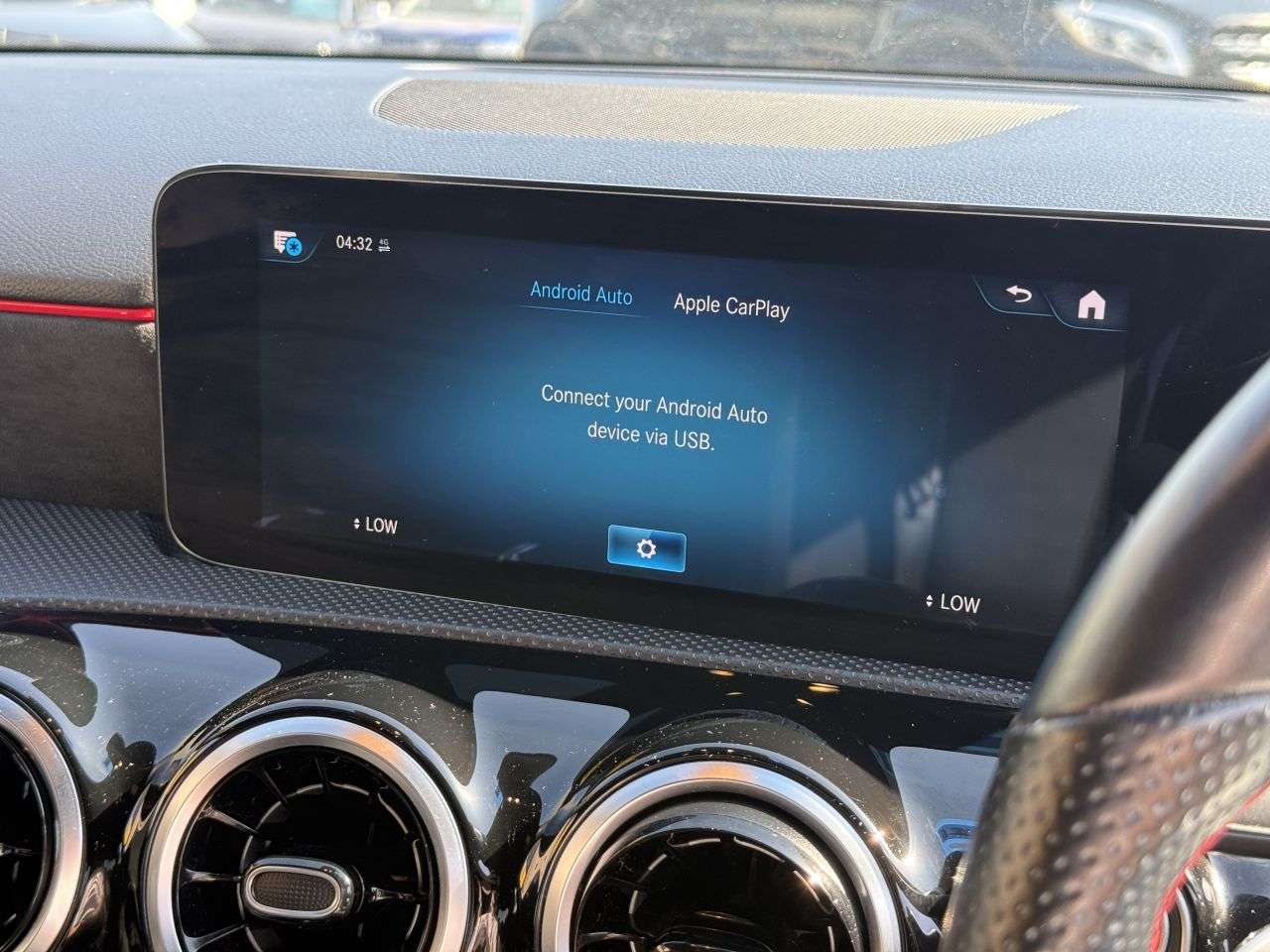 2021 MERCEDES-BENZ A CLASS 2021 MERCEDES-BENZ A CLASS