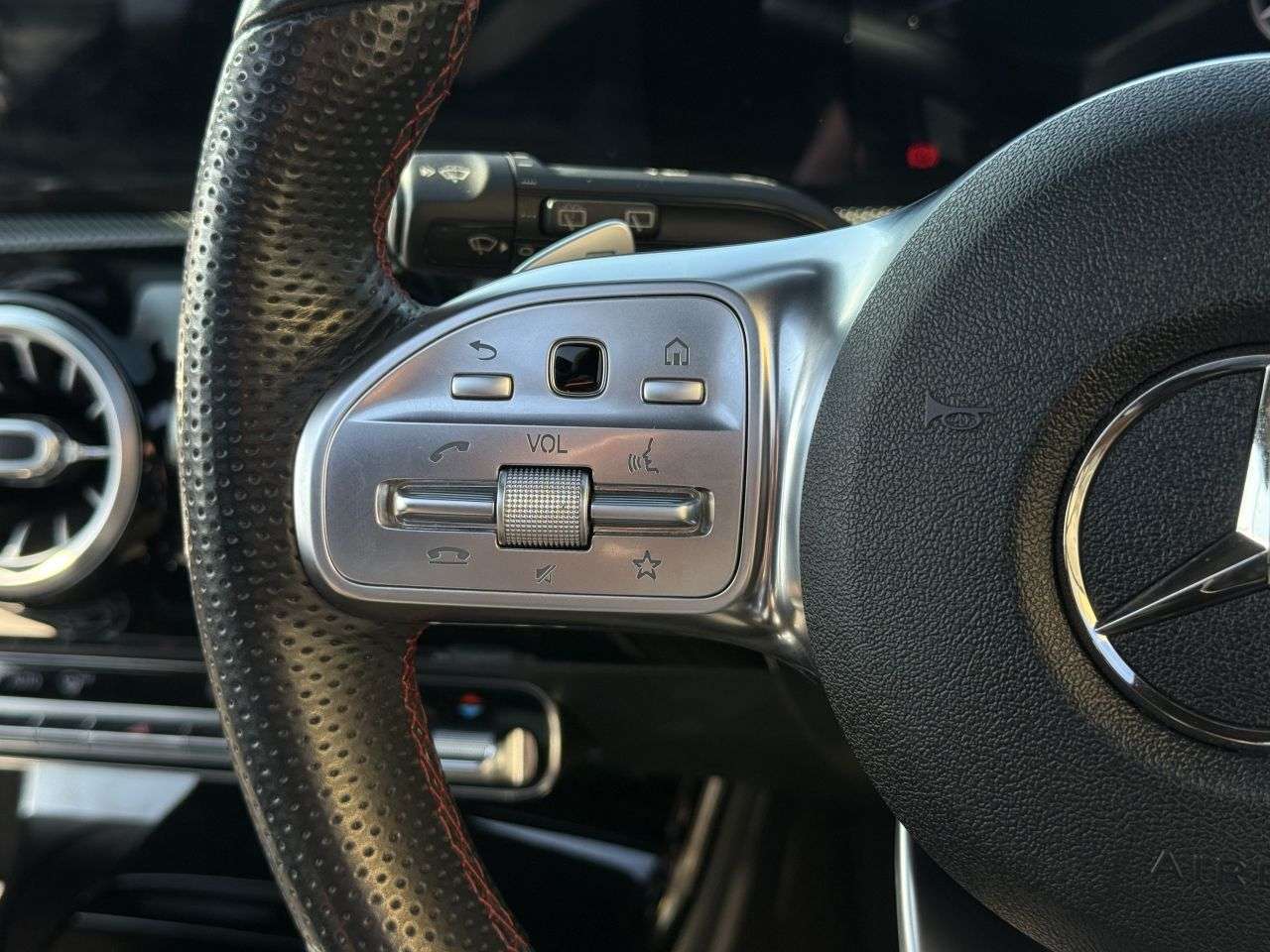 2019 MERCEDES-BENZ A CLASS 2019 MERCEDES-BENZ A CLASS