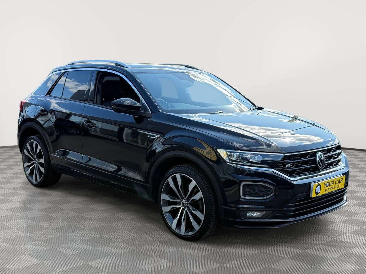 A 2021 VOLKSWAGEN T-ROC 1.5 TSI GPF EVO R-Line SUV 5dr Petrol DSG Euro 6 (s/s) (150 ps) 1 OWNERS FR A 2021 VOLKSWAGEN T-ROC 1.5 TSI GPF EVO R-Line SUV 5dr Petrol DSG Euro 6 (s/s) (150 ps) 1 OWNERS FR