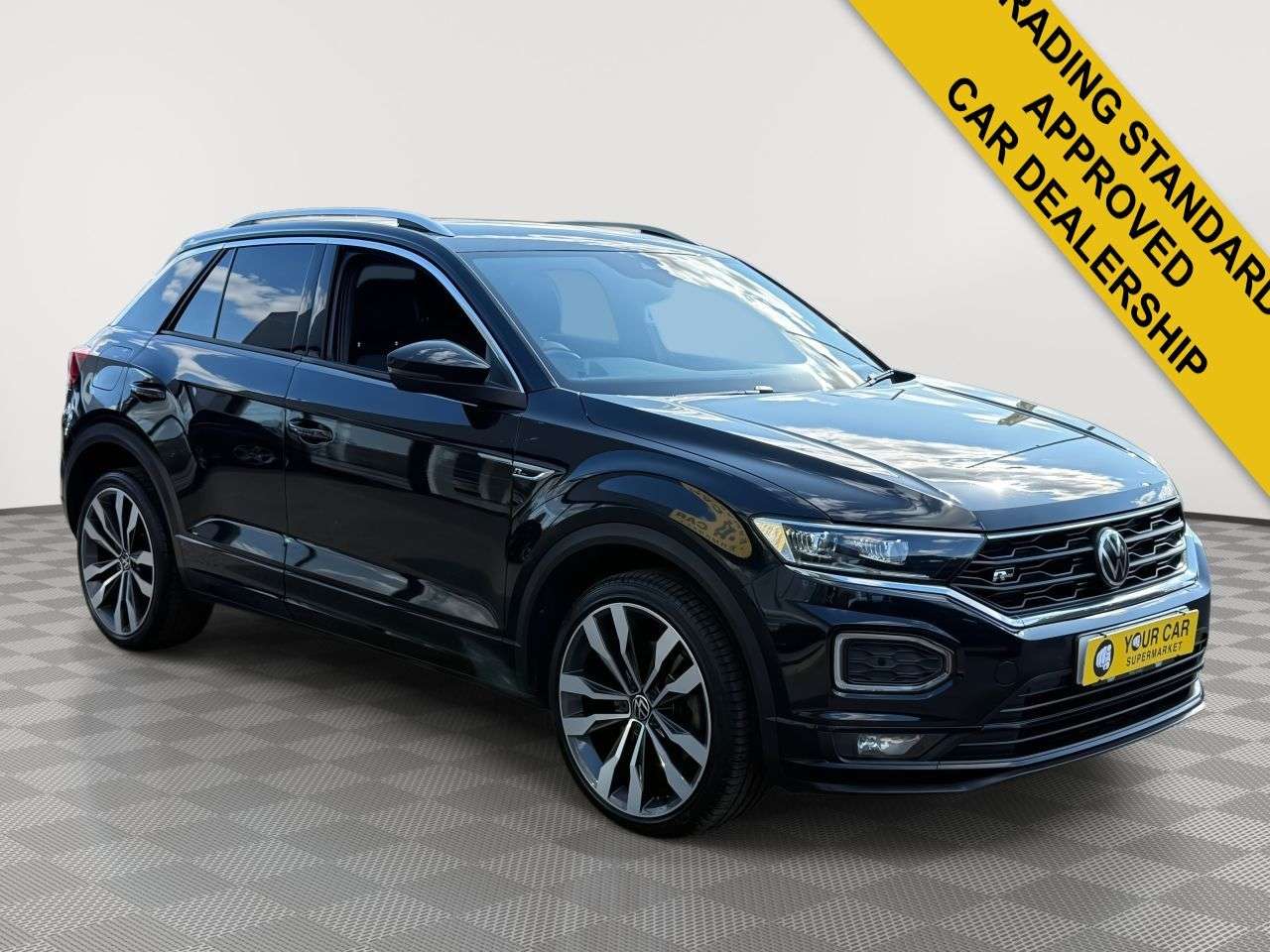 A 2021 VOLKSWAGEN T-ROC 1.5 TSI GPF EVO R-Line SUV 5dr Petrol DSG Euro 6 (s/s) (150 ps) 1 OWNERS FR A 2021 VOLKSWAGEN T-ROC 1.5 TSI GPF EVO R-Line SUV 5dr Petrol DSG Euro 6 (s/s) (150 ps) 1 OWNERS FR