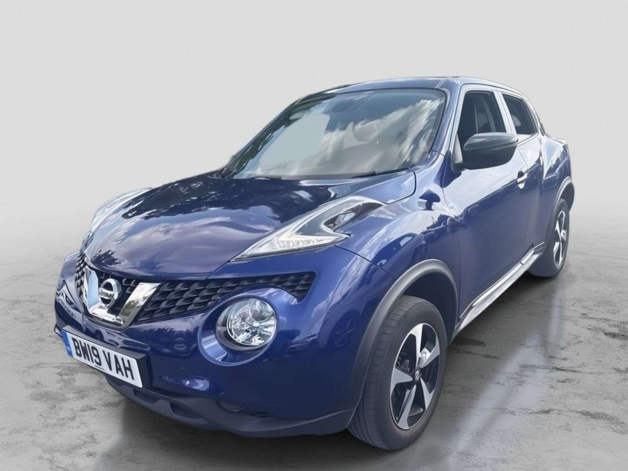 A 2019 NISSAN JUKE 1.6 Bose Personal Edition SUV 5dr Petrol Manual Euro 6 (112 ps) LONG MOT / A 2019 NISSAN JUKE 1.6 Bose Personal Edition SUV 5dr Petrol Manual Euro 6 (112 ps) LONG MOT /