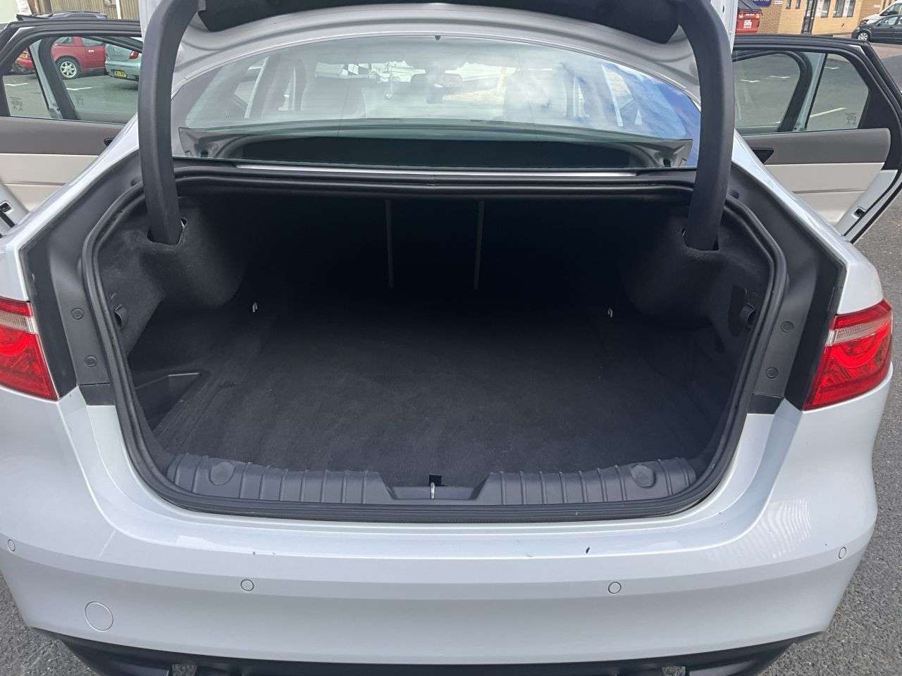 2017 JAGUAR XF 2017 JAGUAR XF