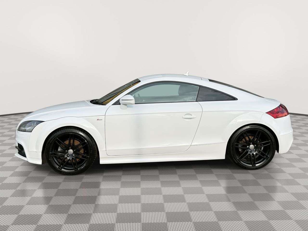 2011 AUDI TT 2011 AUDI TT