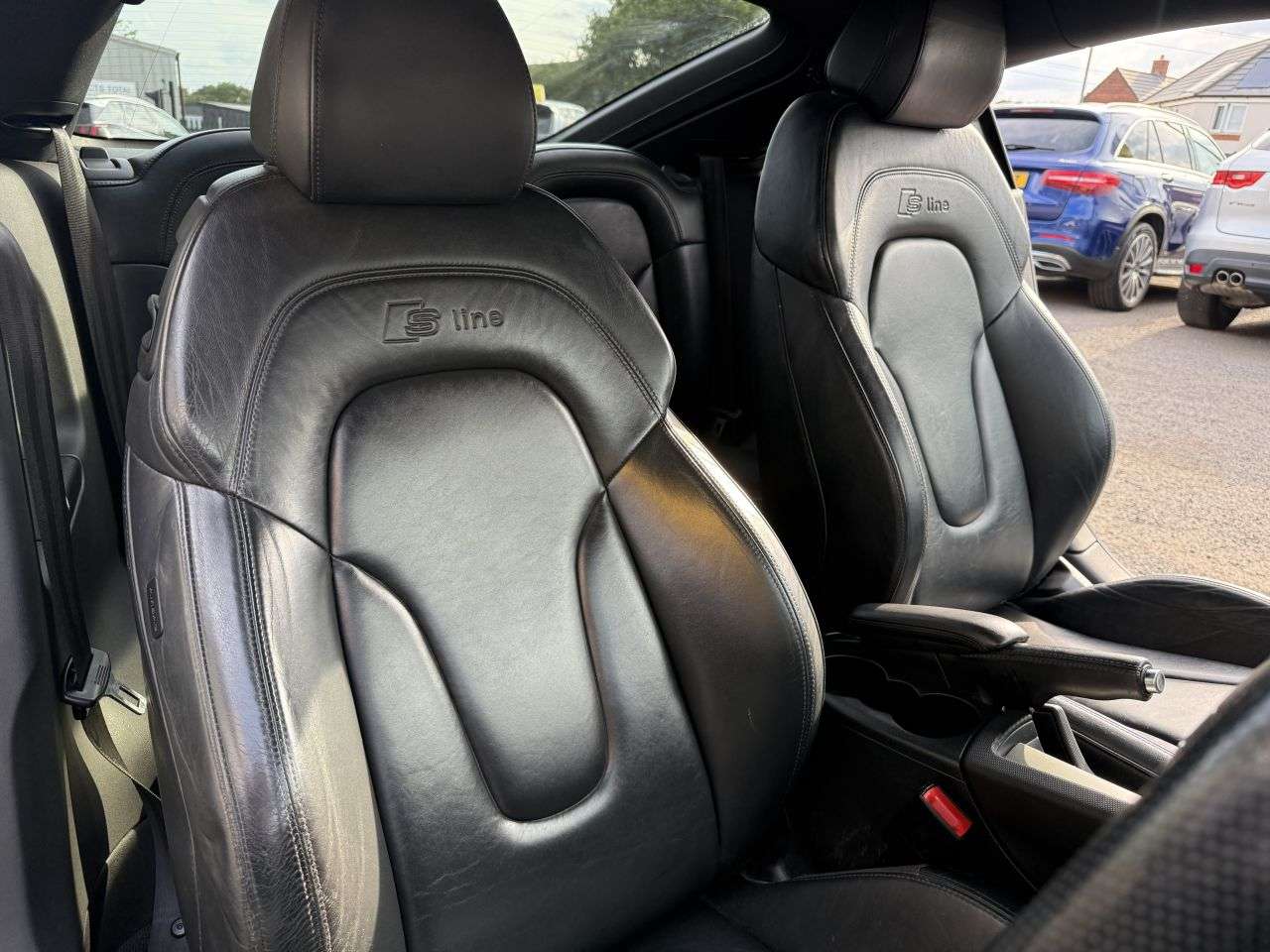2011 AUDI TT 2011 AUDI TT