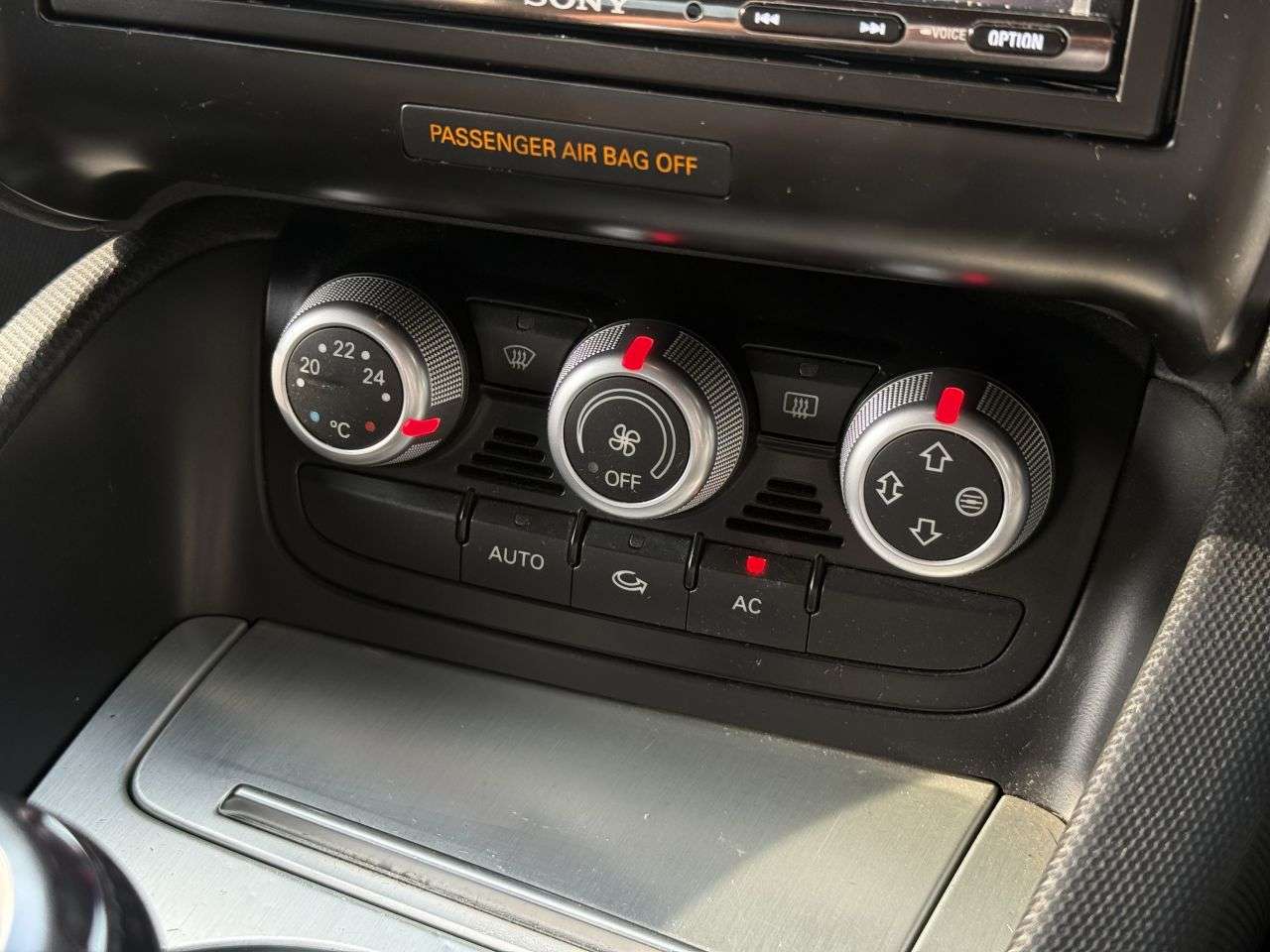 2011 AUDI TT 2011 AUDI TT