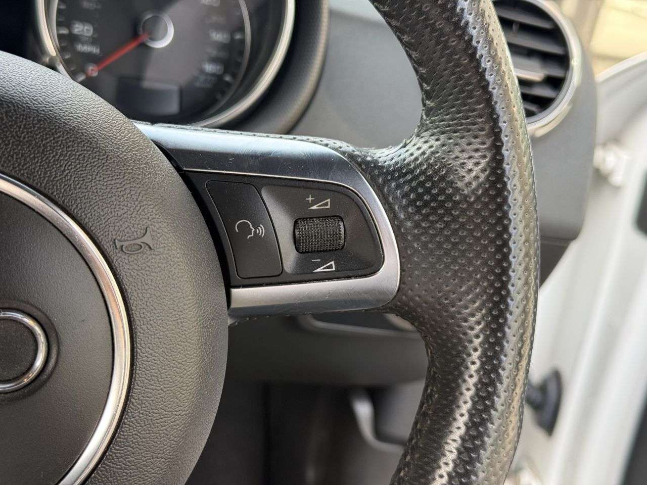 2011 AUDI TT 2011 AUDI TT