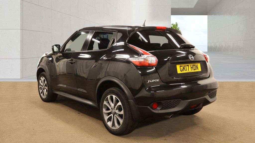 A 2017 NISSAN JUKE 1.6 Tekna SUV 5dr Petrol XTRON Euro 6 (117 ps) 1 OWNERS FROM NEW A 2017 NISSAN JUKE 1.6 Tekna SUV 5dr Petrol XTRON Euro 6 (117 ps) 1 OWNERS FROM NEW