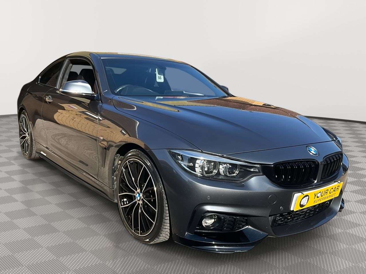 A 2017 BMW 4 SERIES 2.0 420i M Sport Coupe 2dr Petrol Auto Euro 6 (s/s) (184 ps) 2 KEYS / SERVI A 2017 BMW 4 SERIES 2.0 420i M Sport Coupe 2dr Petrol Auto Euro 6 (s/s) (184 ps) 2 KEYS / SERVI