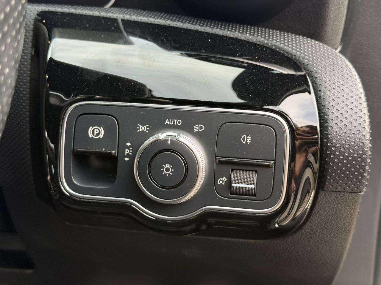 2018 MERCEDES-BENZ A CLASS 2018 MERCEDES-BENZ A CLASS