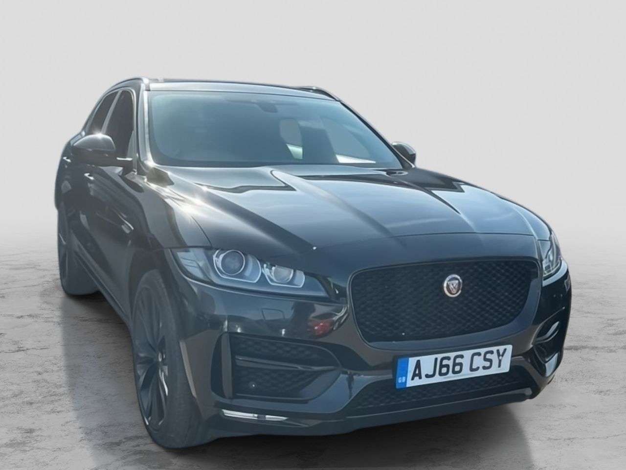 A 2017 JAGUAR F-PACE 2.0 D180 R-Sport SUV 5dr Diesel Auto AWD Euro 6 (s/s) (180 ps) 2 OWNERS / S A 2017 JAGUAR F-PACE 2.0 D180 R-Sport SUV 5dr Diesel Auto AWD Euro 6 (s/s) (180 ps) 2 OWNERS / S