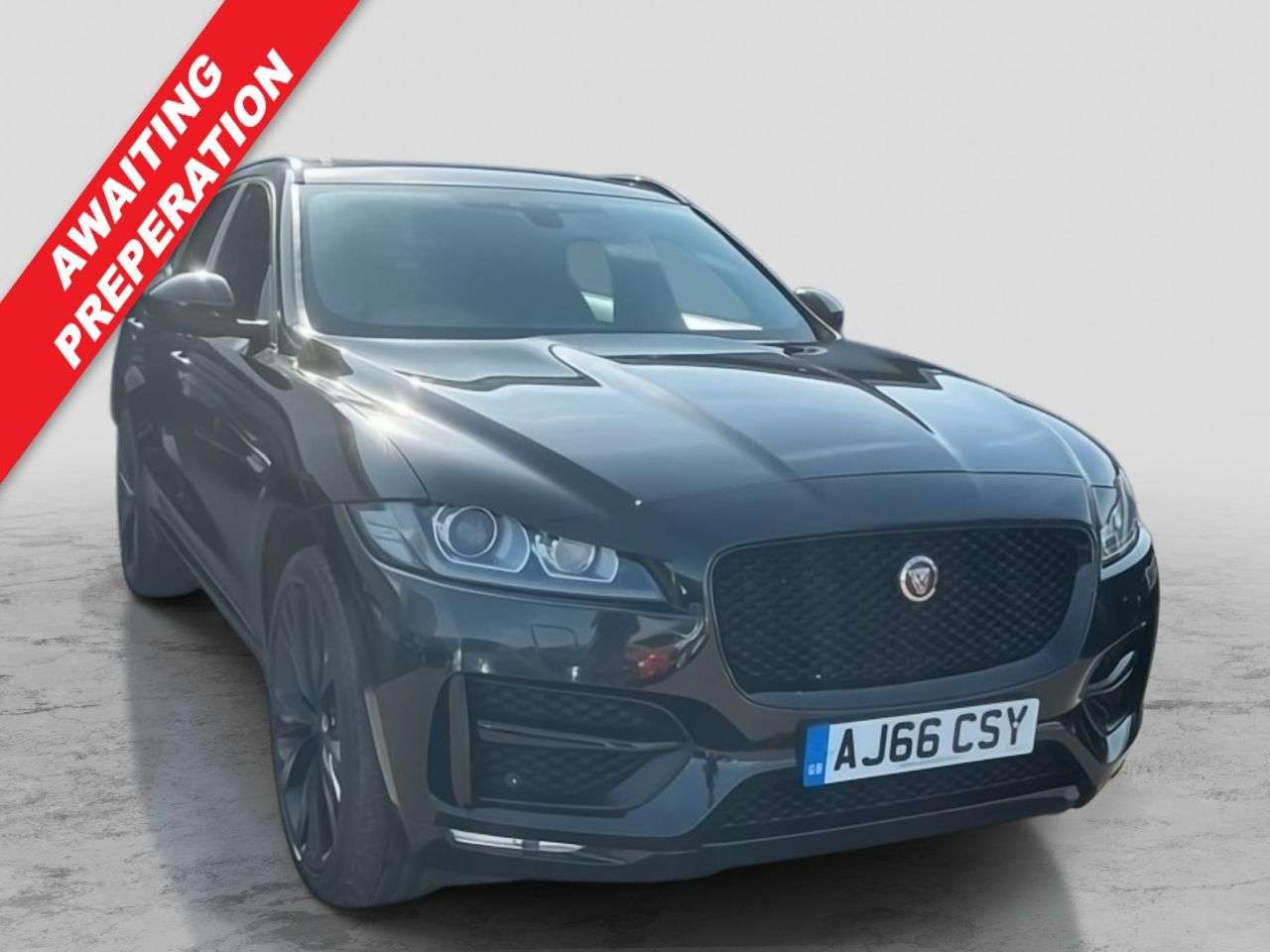 A 2017 JAGUAR F-PACE 2.0 D180 R-Sport SUV 5dr Diesel Auto AWD Euro 6 (s/s) (180 ps) 2 OWNERS / S A 2017 JAGUAR F-PACE 2.0 D180 R-Sport SUV 5dr Diesel Auto AWD Euro 6 (s/s) (180 ps) 2 OWNERS / S