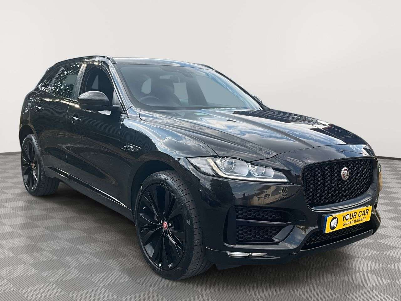 A 2017 JAGUAR F-PACE 2.0 D180 R-Sport SUV 5dr Diesel Auto AWD Euro 6 (s/s) (180 ps) 2 OWNERS / S A 2017 JAGUAR F-PACE 2.0 D180 R-Sport SUV 5dr Diesel Auto AWD Euro 6 (s/s) (180 ps) 2 OWNERS / S