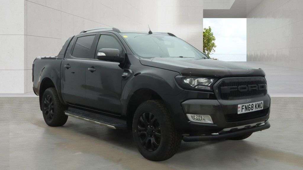 A 2018 FORD RANGER 3.2 TDCi Wildtrak Pickup Double Cab 4dr Diesel Auto 4WD Euro 5 (200 ps) 2 K A 2018 FORD RANGER 3.2 TDCi Wildtrak Pickup Double Cab 4dr Diesel Auto 4WD Euro 5 (200 ps) 2 K