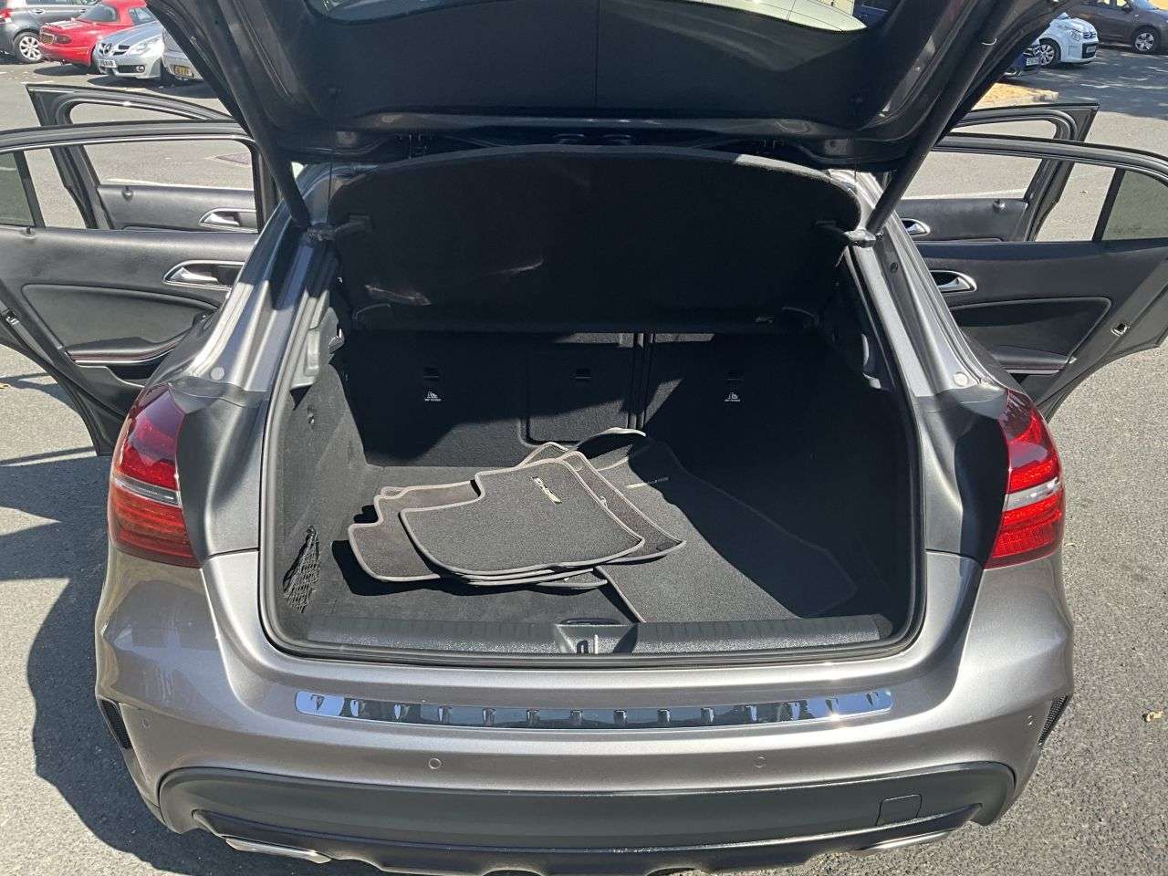 2018 MERCEDES-BENZ GLA 2018 MERCEDES-BENZ GLA