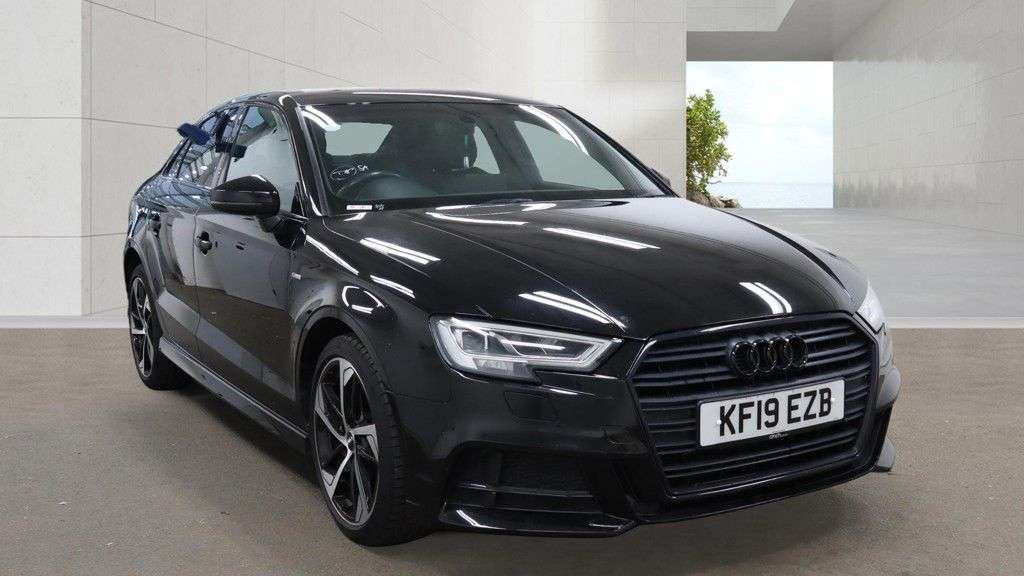 A 2019 AUDI A3 1.0 TFSI 30 Black Edition Saloon 4dr Petrol Manual Euro 6 (s/s) (116 ps) 18 A 2019 AUDI A3 1.0 TFSI 30 Black Edition Saloon 4dr Petrol Manual Euro 6 (s/s) (116 ps) 18