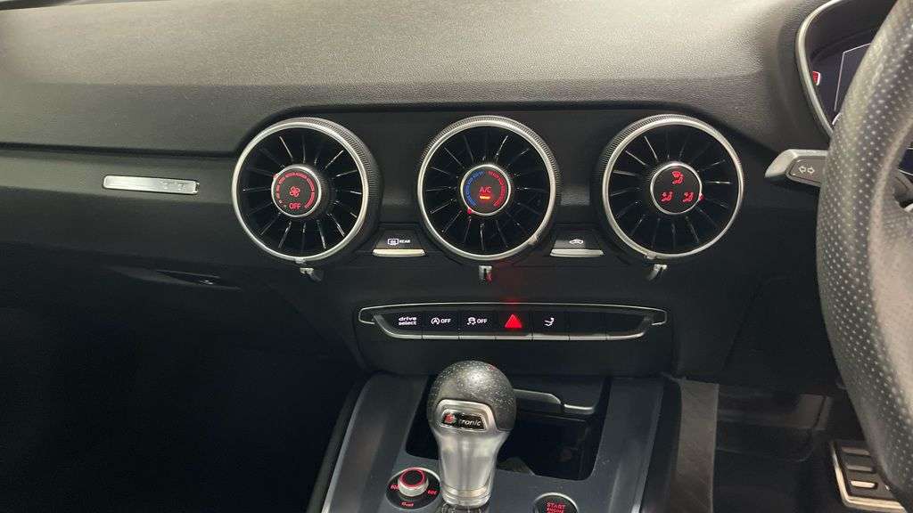 2018 AUDI TT 2018 AUDI TT