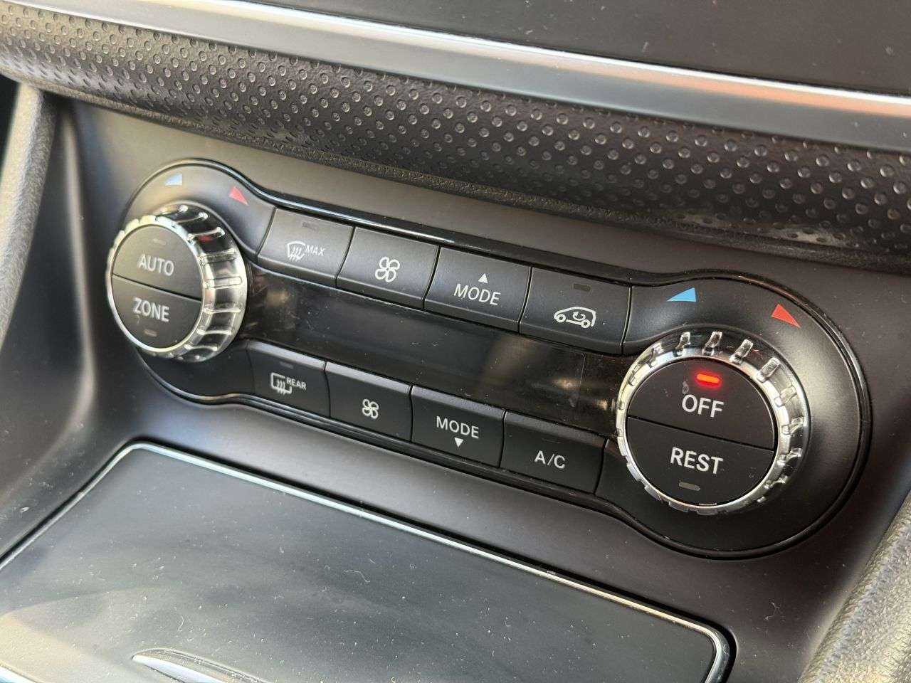 2018 MERCEDES-BENZ A CLASS 2018 MERCEDES-BENZ A CLASS