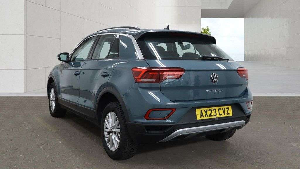 A 2023 VOLKSWAGEN T-ROC 1.5 TSI Life SUV 5dr Petrol DSG Euro 6 (s/s) (150 ps) 1 OWNER / SAT NAV / L A 2023 VOLKSWAGEN T-ROC 1.5 TSI Life SUV 5dr Petrol DSG Euro 6 (s/s) (150 ps) 1 OWNER / SAT NAV / L