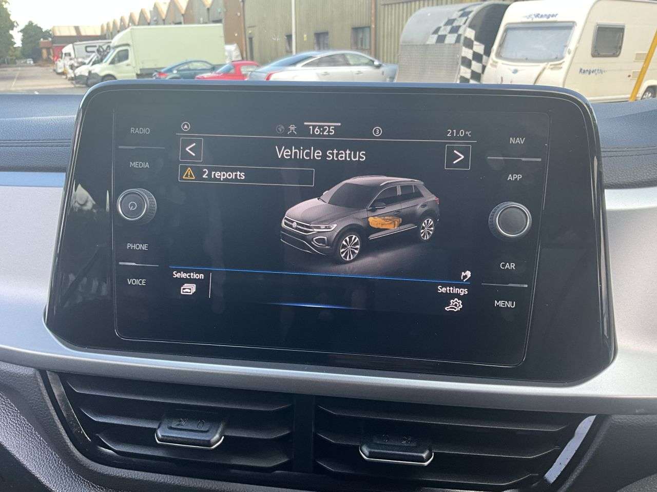 2023 VOLKSWAGEN T-ROC 2023 VOLKSWAGEN T-ROC