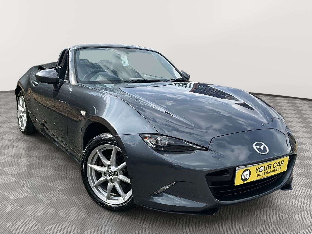 A 2016 MAZDA MX-5 1.5 SKYACTIV-G SE Convertible 2dr Petrol Manual Euro 6 (131 ps) 2 KEYS/LOW A 2016 MAZDA MX-5 1.5 SKYACTIV-G SE Convertible 2dr Petrol Manual Euro 6 (131 ps) 2 KEYS/LOW