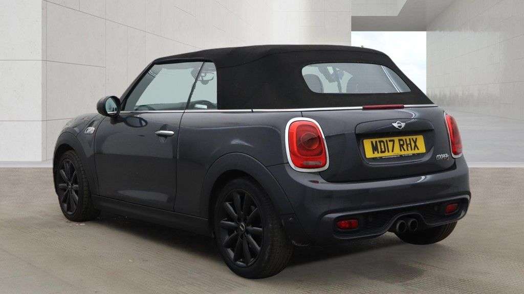 A 2017 MINI CONVERTIBLE 2.0 Cooper S Convertible 2dr Petrol Manual Euro 6 (s/s) (192 ps) 2 KEYS/ LO A 2017 MINI CONVERTIBLE 2.0 Cooper S Convertible 2dr Petrol Manual Euro 6 (s/s) (192 ps) 2 KEYS/ LO
