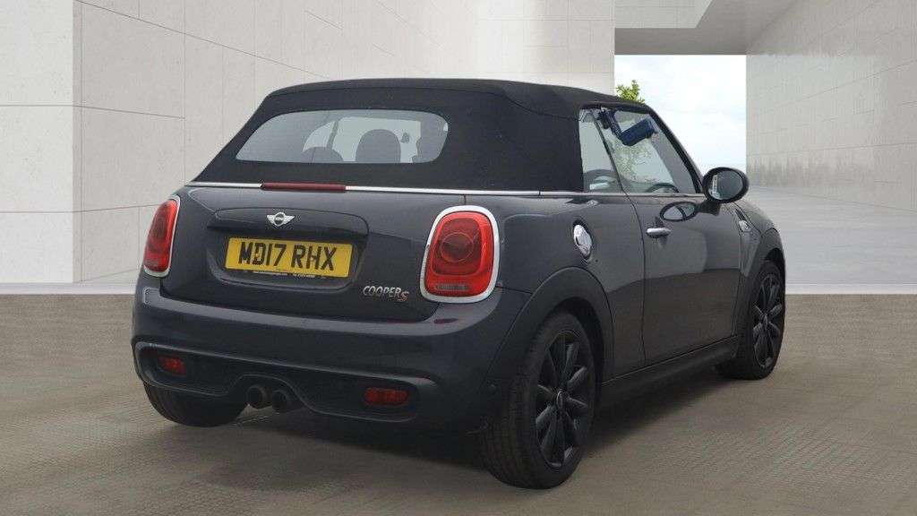 2017 MINI CONVERTIBLE 2017 MINI CONVERTIBLE