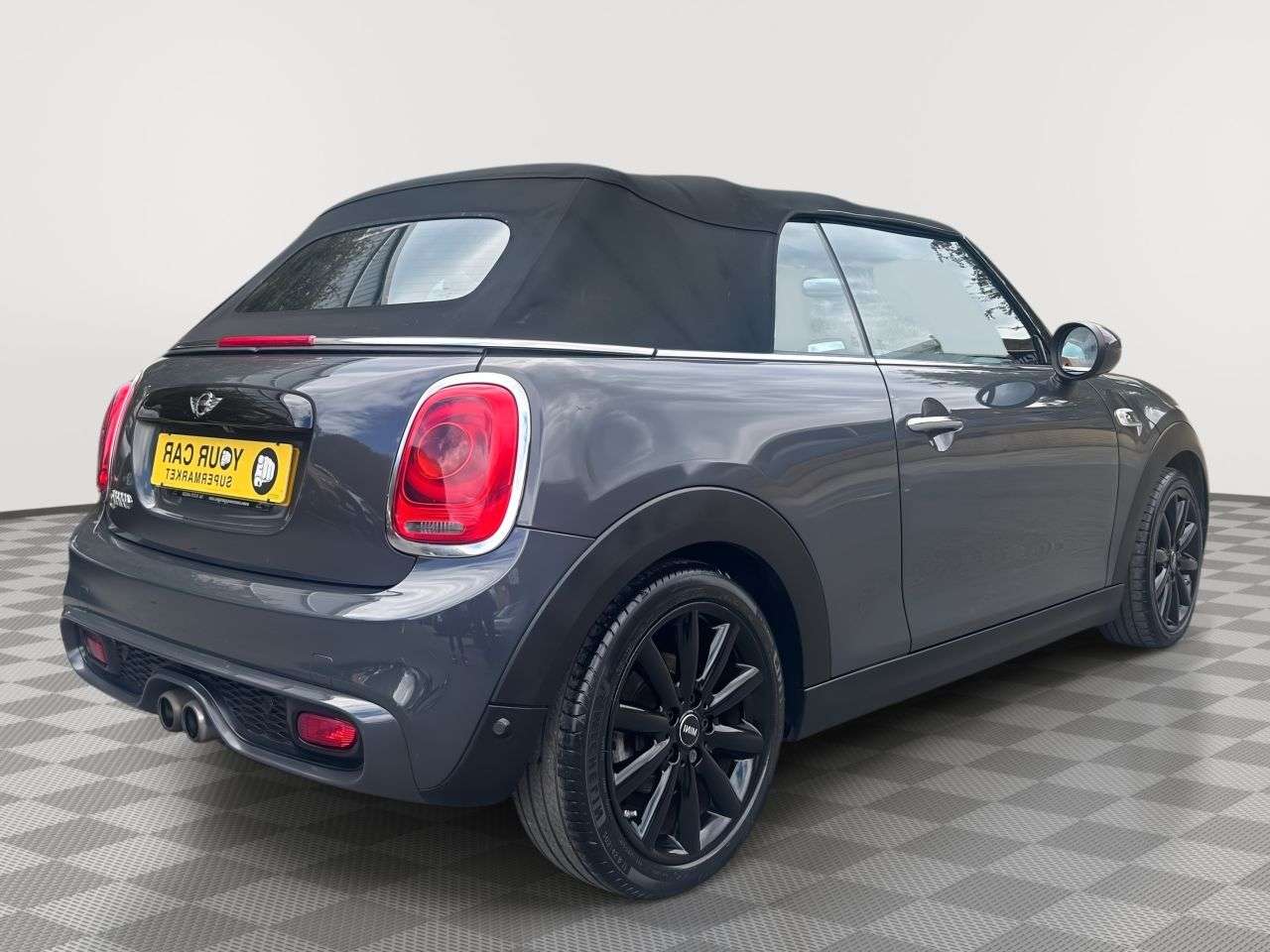 2017 MINI CONVERTIBLE 2017 MINI CONVERTIBLE