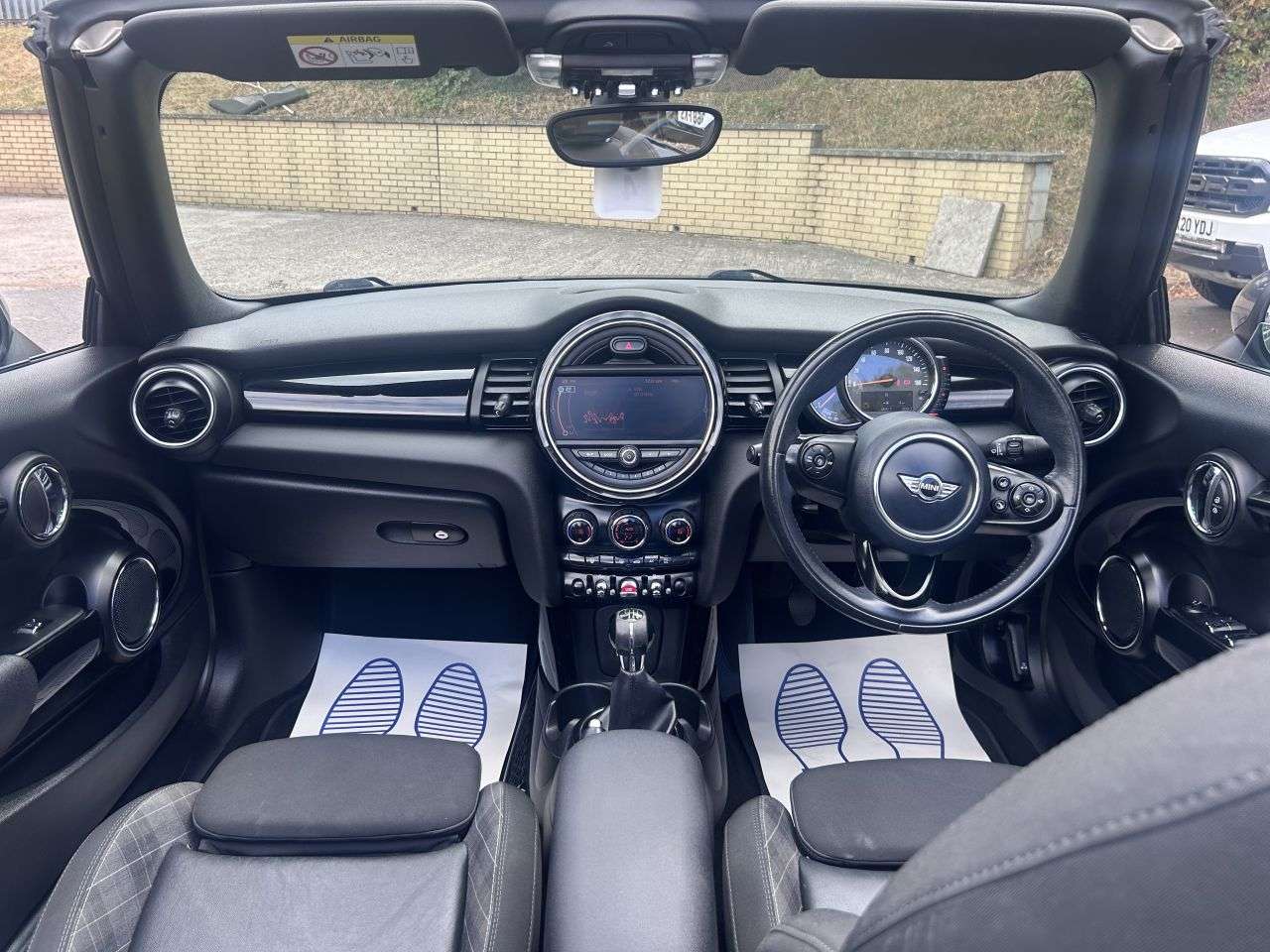 2017 MINI CONVERTIBLE 2017 MINI CONVERTIBLE