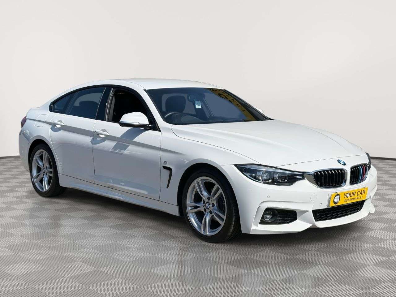 A 2020 BMW 4 SERIES GRAN COUPE 2.0 420i GPF M Sport Hatchback 5dr Petrol Auto Euro 6 (s/s) (184 ps) 18" AL A 2020 BMW 4 SERIES GRAN COUPE 2.0 420i GPF M Sport Hatchback 5dr Petrol Auto Euro 6 (s/s) (184 ps) 18" AL