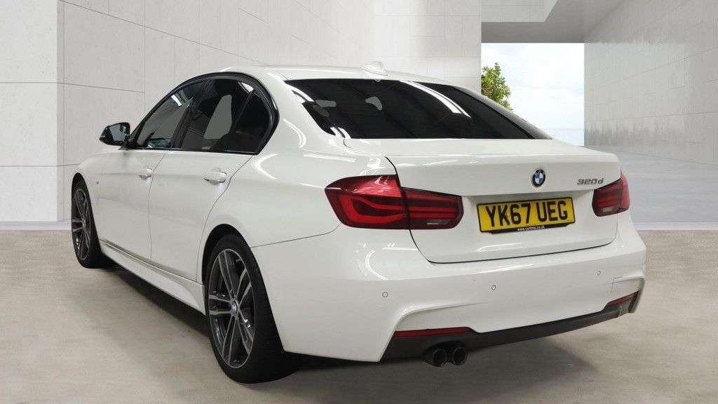 A 2017 BMW 3 SERIES 320D M SPORT SHADOW EDITION A 2017 BMW 3 SERIES 320D M SPORT SHADOW EDITION