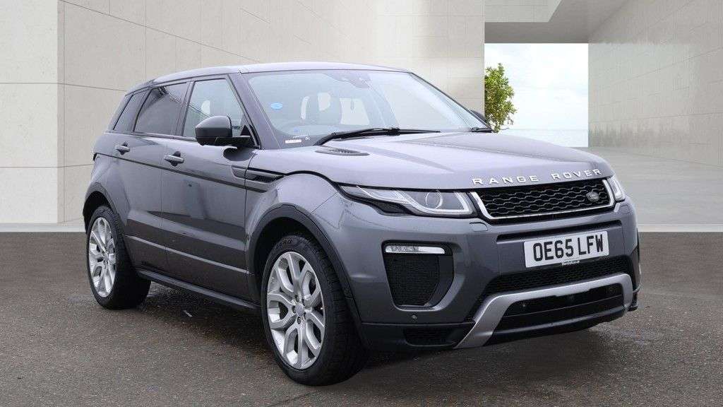 A 2015 LAND ROVER RANGE ROVER EVOQUE 2.0 TD4 HSE Dynamic Lux SUV 5dr Diesel Auto 4WD Euro 6 (s/s) (180 ps) 2 KEY A 2015 LAND ROVER RANGE ROVER EVOQUE 2.0 TD4 HSE Dynamic Lux SUV 5dr Diesel Auto 4WD Euro 6 (s/s) (180 ps) 2 KEY