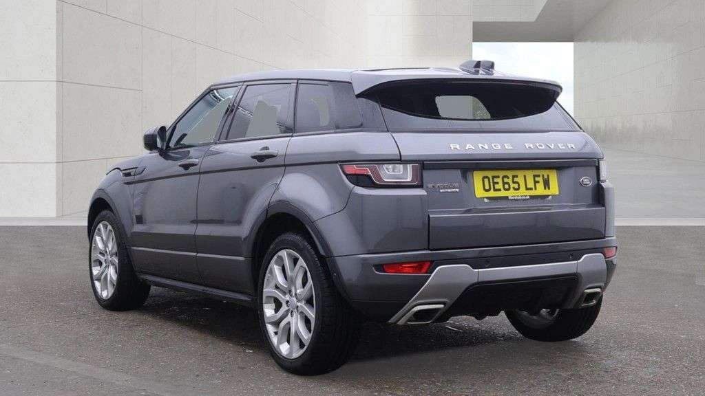 A 2015 LAND ROVER RANGE ROVER EVOQUE 2.0 TD4 HSE Dynamic Lux SUV 5dr Diesel Auto 4WD Euro 6 (s/s) (180 ps) 2 KEY A 2015 LAND ROVER RANGE ROVER EVOQUE 2.0 TD4 HSE Dynamic Lux SUV 5dr Diesel Auto 4WD Euro 6 (s/s) (180 ps) 2 KEY
