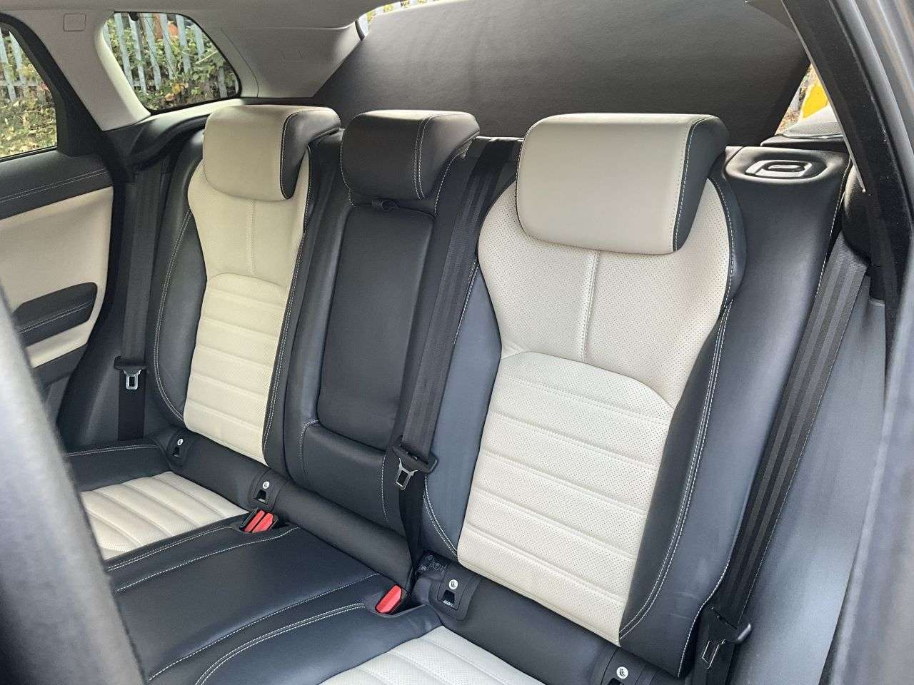2015 LAND ROVER RANGE ROVER EVOQUE 2015 LAND ROVER RANGE ROVER EVOQUE